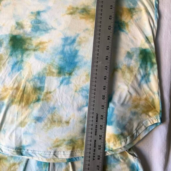 Lildy Women’s Set of Short Sleeve T-shirt & shorts, size S-M, Tie Dye White Blue - Picture 4 of 13